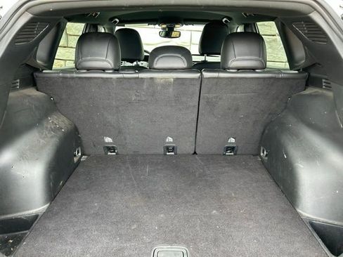 Certified 2024 Jeep Compass Latitude image 11