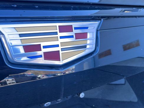 Used 2022 Cadillac Escalade Sport Platinum image 10