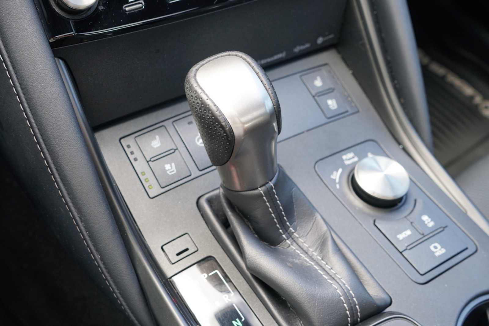 Used 2023 Lexus IS 350 F Sport w/ Accessory Package 2 RWD image 11