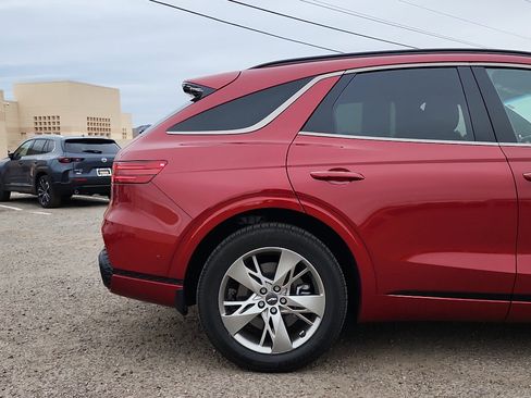 Used 2022 Genesis GV70 3.5T Sport w/ Sport Advanced Package image 5