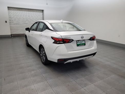 Used 2024 Nissan Versa SV FWD image 5