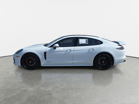 Used 2020 Porsche Panamera GTS image 8