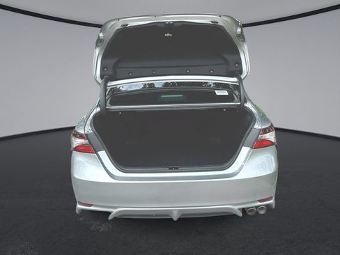 Used 2023 Toyota Camry SE w/ Convenience Package FWD image 29