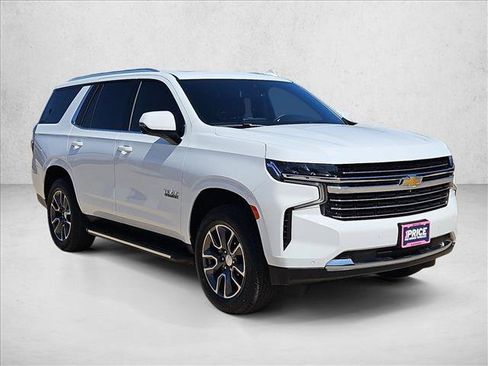 Used 2024 Chevrolet Tahoe LT w/ LT Signature Package AWD/4WD image 3