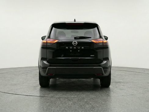 Used 2025 Nissan Rogue SV FWD image 7