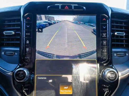 Used 2023 RAM 1500 Laramie AWD/4WD image 24
