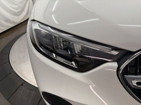 New 2026 Mercedes-Benz GLC 300 image 10