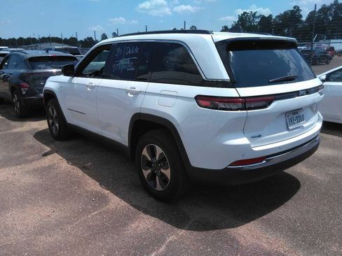 Used 2024 Jeep Grand Cherokee Limited 4xe AWD/4WD image 2