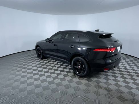 Used 2020 Jaguar F-PACE Prestige image 7