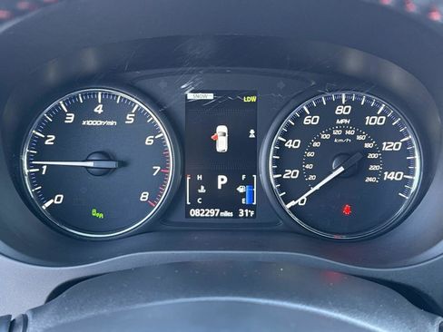Used 2020 Mitsubishi Outlander LE AWD/4WD image 24
