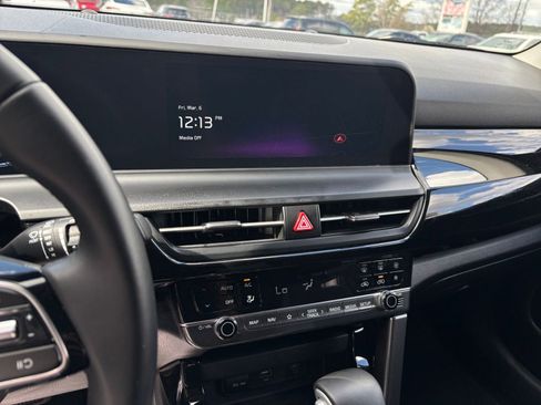 Used 2025 Kia Seltos S image 23