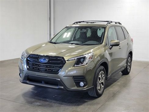 Certified 2023 Subaru Forester Premium image 2