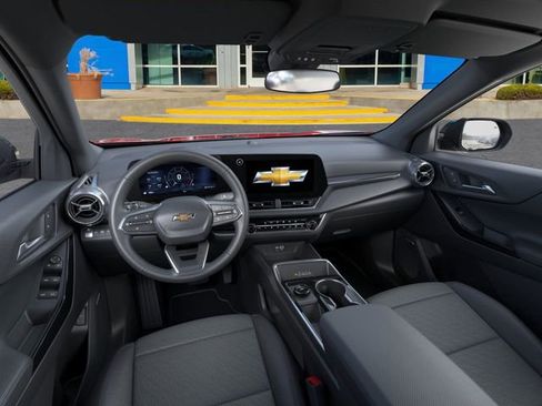 New 2026 Chevrolet Equinox LT w/ Convenience Package II image 15