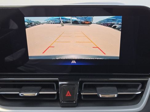 Used 2024 Chevrolet TrailBlazer LT w/ Convenience Package FWD image 13