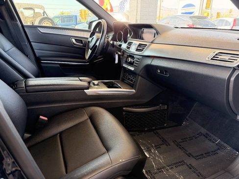 Used 2014 Mercedes-Benz E 350 4MATIC Wagon image 11