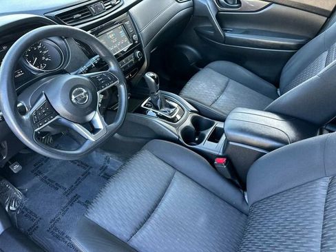 Used 2019 Nissan Rogue S FWD image 10