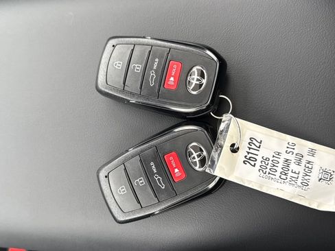 Used 2026 Toyota Crown Signia w/ Advanced Technology Package AWD/4WD image 29