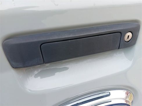 Used 2023 Ford Maverick XLT image 13