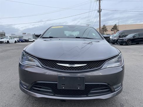 Used 2015 Chrysler 200 S w/ Navigation & Sound Group I image 5