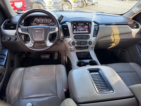 Used 2015 GMC Yukon XL SLT w/ Open Road Package AWD/4WD image 6
