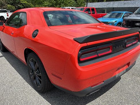 Used 2020 Dodge Challenger SXT w/ Blacktop Package AWD/4WD image 10