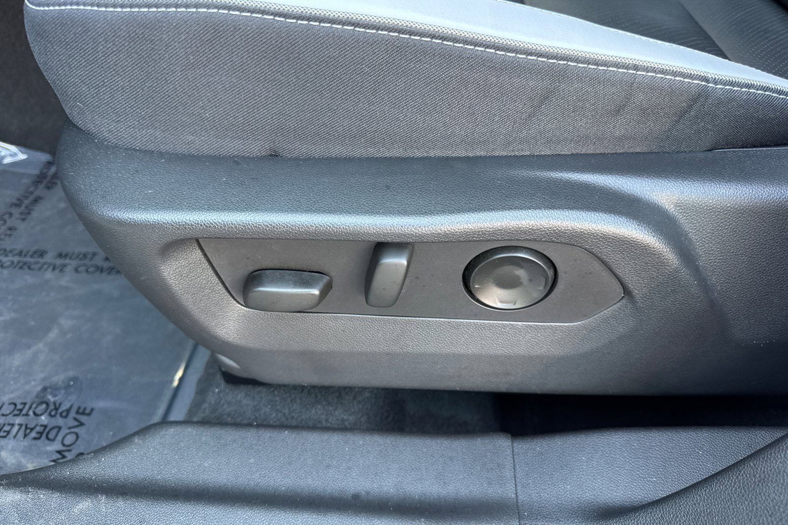 Certified 2025 Buick Envision Sport Touring AWD/4WD image 12