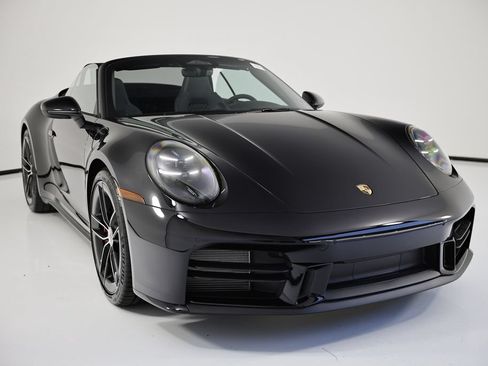 New 2026 Porsche 911 Carrera 4S AWD/4WD image 9
