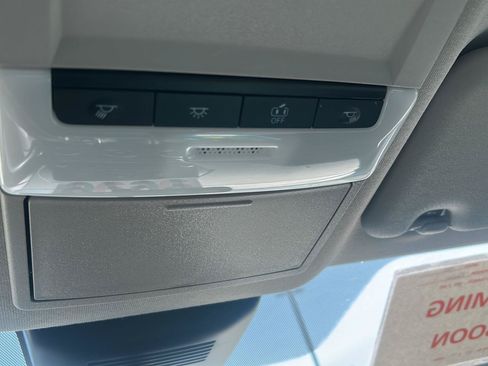 Used 2024 Nissan Sentra SV w/ All-Weather Package FWD image 9
