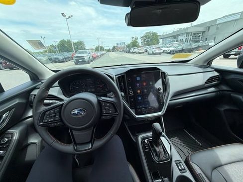 Certified 2025 Subaru Crosstrek 2.5i Limited AWD/4WD image 12