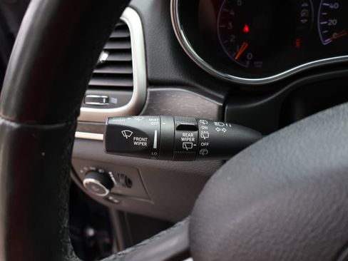 Used 2018 Jeep Grand Cherokee Limited AWD/4WD image 34
