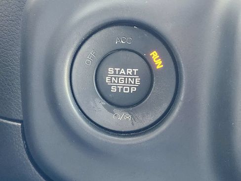 Used 2020 Jeep Wrangler Unlimited Sport AWD/4WD image 21