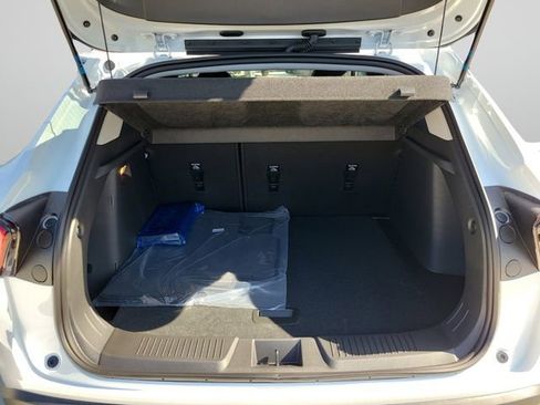 New 2026 Chevrolet Trax LT image 11