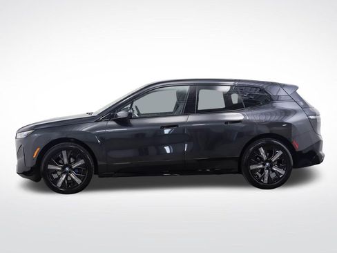 Used 2024 BMW iX xDrive50 w/ Premium Package AWD/4WD image 2