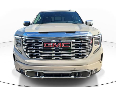 New 2026 GMC Sierra 1500 Denali image 2