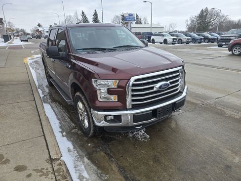 Used 2015 Ford F150 XLT w/ Equipment Group 302A Luxury image 3