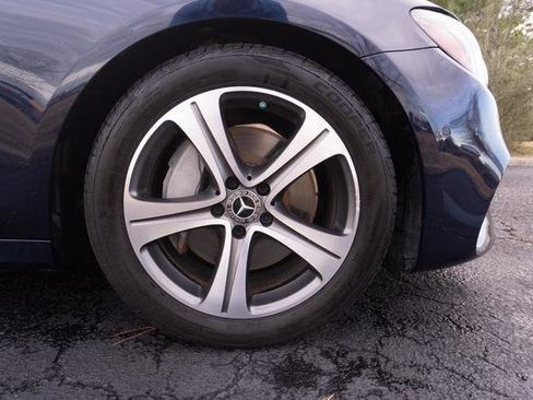 Used 2020 Mercedes-Benz E 350 Sedan image 41