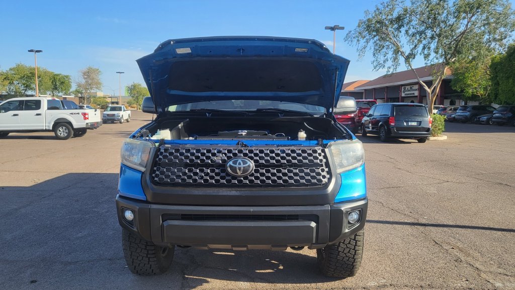 Used 2018 Toyota Tundra SR5 w/ SR5 Upgrade Package AWD/4WD image 39