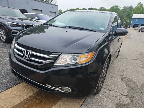 Used 2014 Honda Odyssey Touring image 3