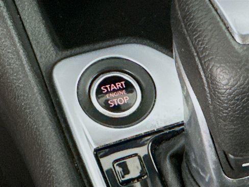 Used 2021 Nissan Sentra SV FWD image 19