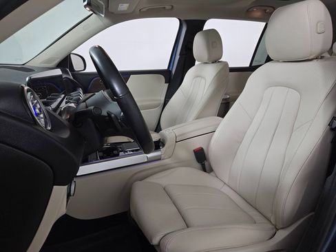 Certified 2021 Mercedes-Benz GLB 250 4MATIC image 13