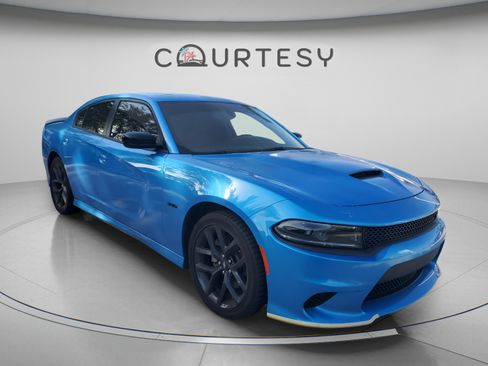 Certified 2023 Dodge Charger R/T w/ Blacktop Package image 4