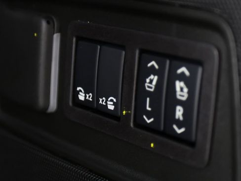 Used 2026 Cadillac Escalade Sport w/ LPO, ONYX Package image 14