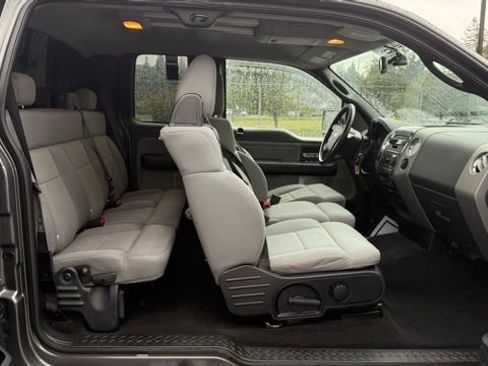 Used 2004 Ford F150 Lariat image 16