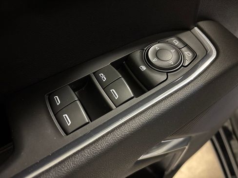 Certified 2023 Chevrolet Silverado 1500 LT image 25