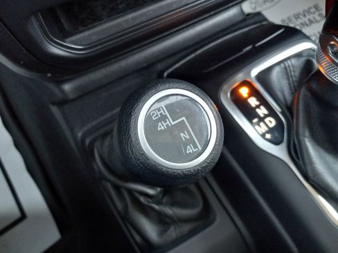 Used 2019 Jeep Wrangler Unlimited Sport S image 21