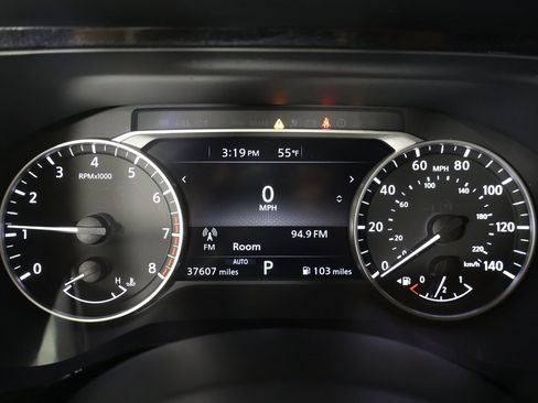 Used 2023 Nissan Pathfinder SV image 42