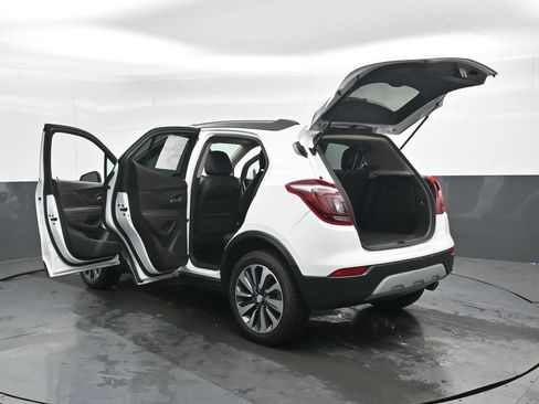 Used 2022 Buick Encore Preferred w/ Safety Package AWD/4WD image 49