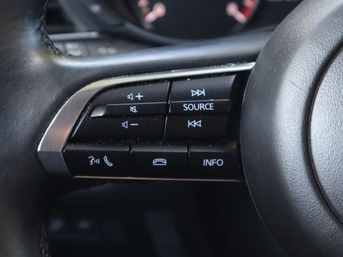 Certified 2024 MAZDA CX-30 AWD 2.5 S w/ Preferred Package image 17