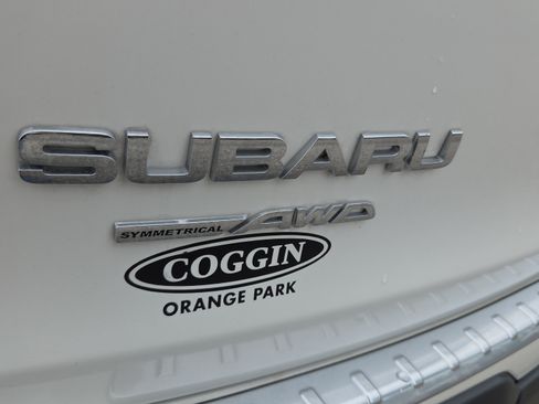 Used 2024 Subaru Ascent Touring AWD/4WD image 33