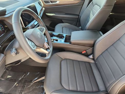 New 2026 Volkswagen Atlas SEL image 3